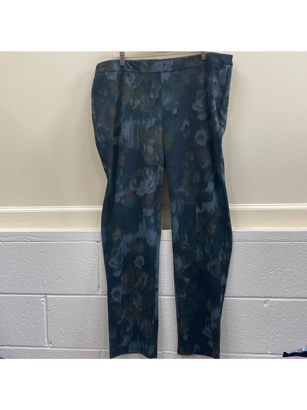 Soft Surroundings NWT women’s plus size 1X print straight leg ankle pants